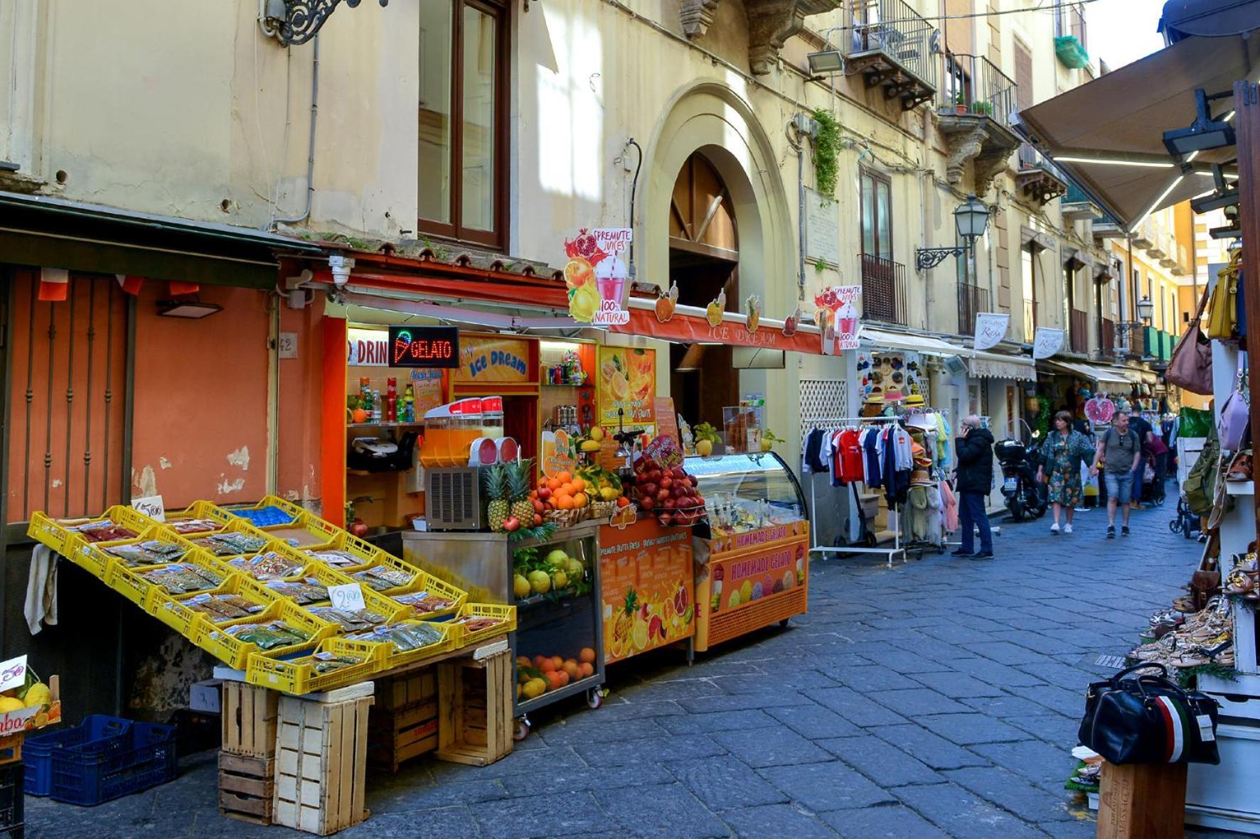 Casa Tonia San Cesareo Apartment Sorrento Bagian luar foto