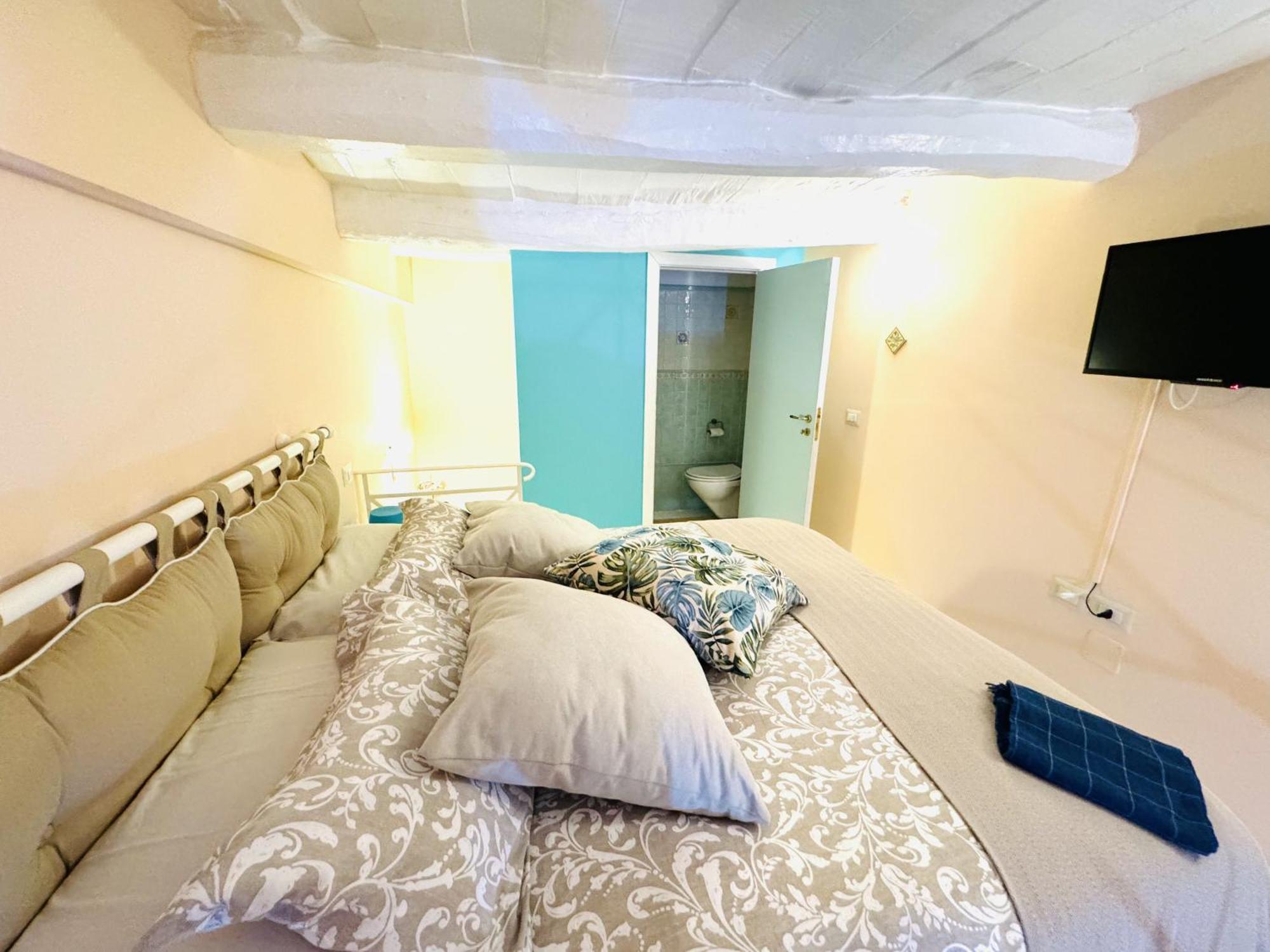 Casa Tonia San Cesareo Apartment Sorrento Bagian luar foto